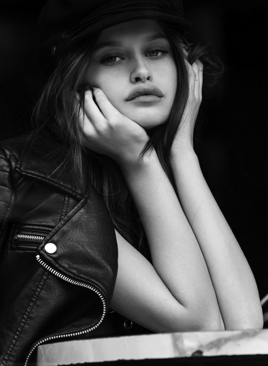 lexi wood polas